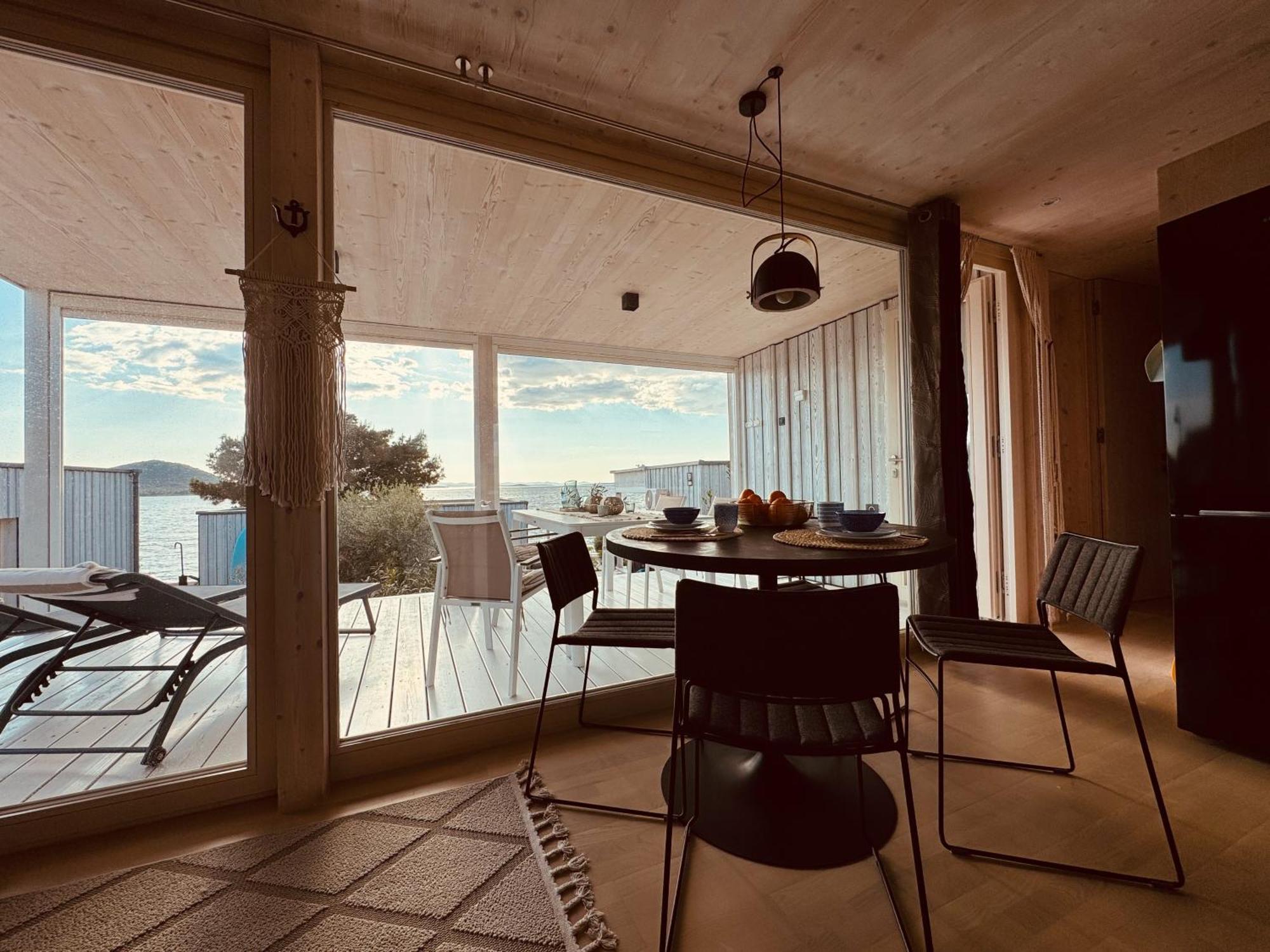 Buqez Eco - Calm House 17